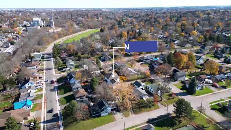 Cover image for MARKETING REEL