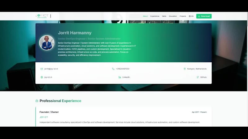 Cover image for Online Downloadable Resume