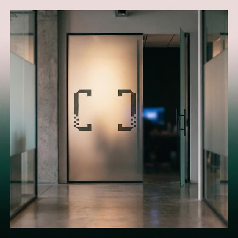 Cover image for DPLY Brand Identity & Web Creation