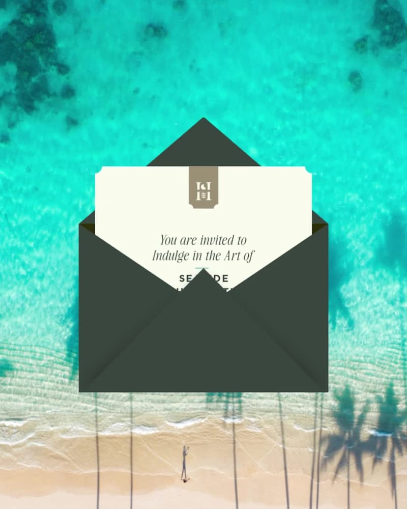 Cover image for Half Moon Hideaway