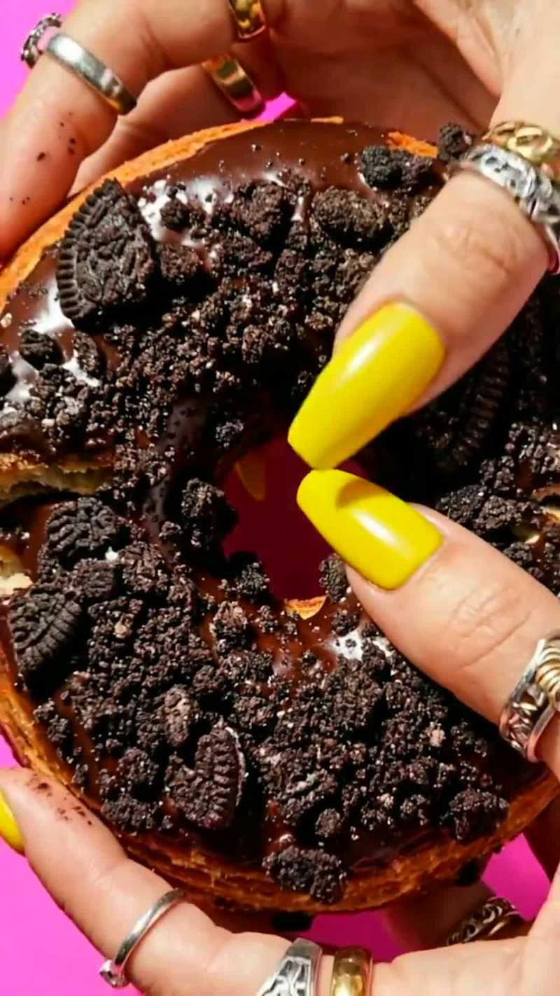 Cover image for Cronuts are my obsession. What