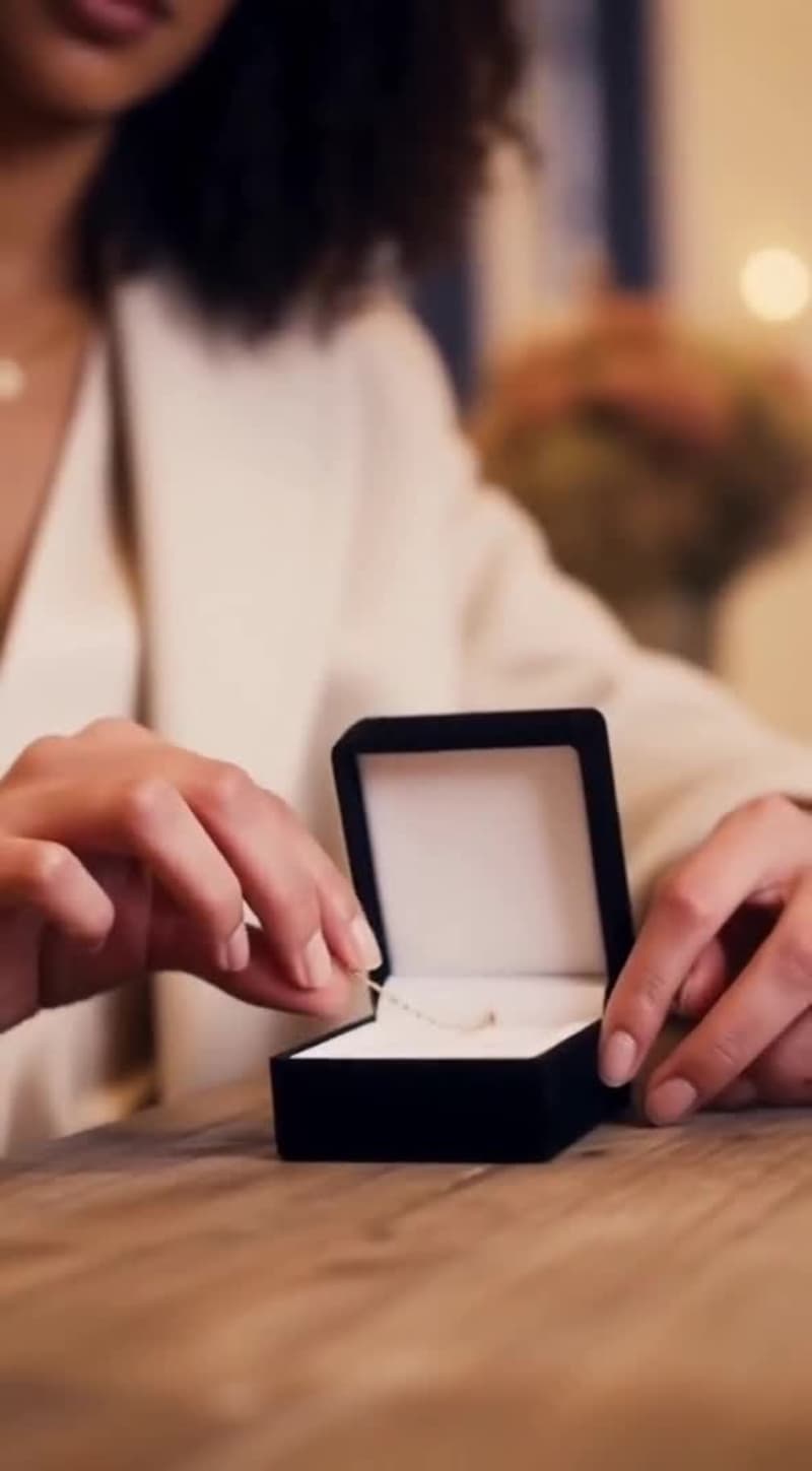 Cover image for AI AD FOR A JEWELLERY BRAND IN LONDON