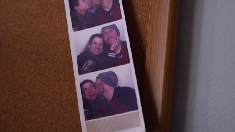 Cover image for A Family Denied: The Rutan-