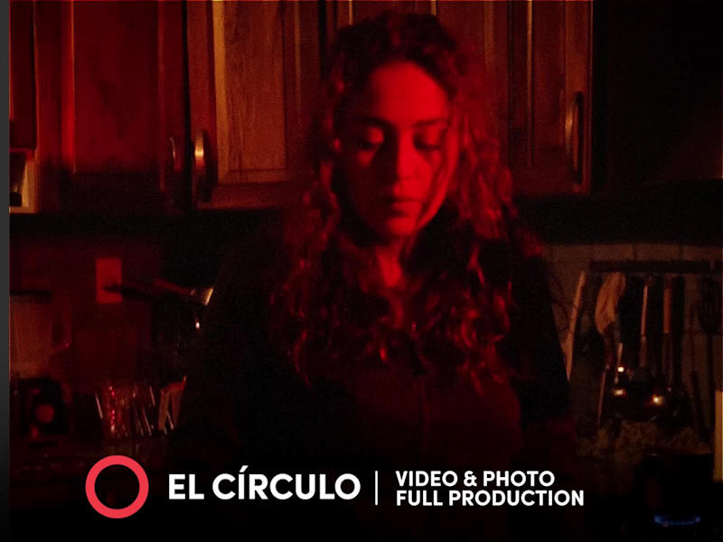 Cover image for Full Production of 'El Círculo' Theater Play