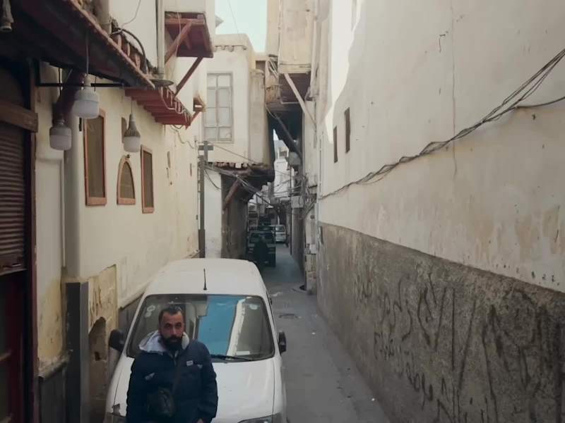Cover image for الجيران العاشقين في سوريا #أول_مرة_أشوف - YouTube