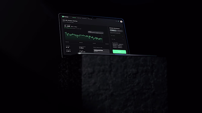 Cover image for Between the Rig and the