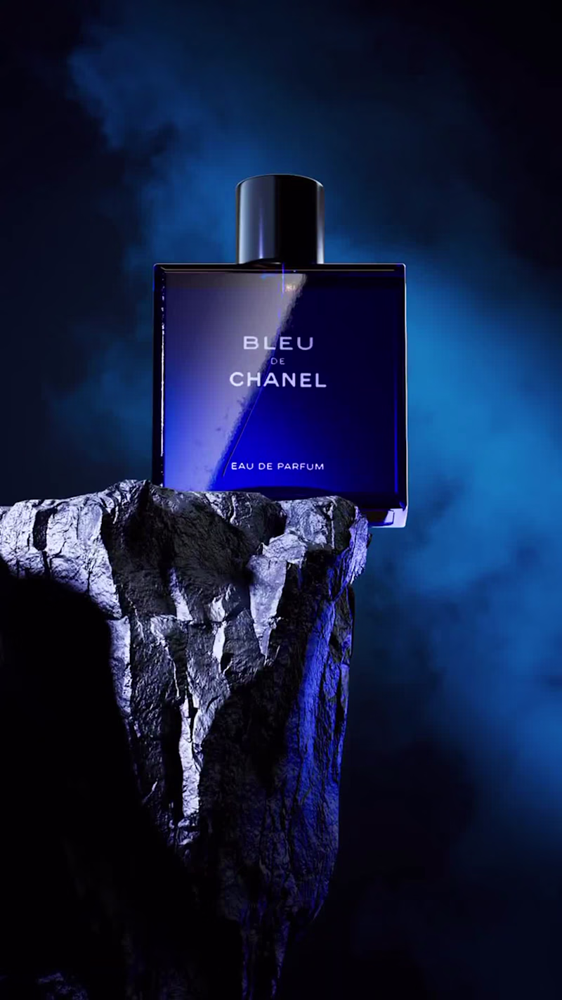 Cover image for 3D Product Animation : Luxury Perfume Commercial