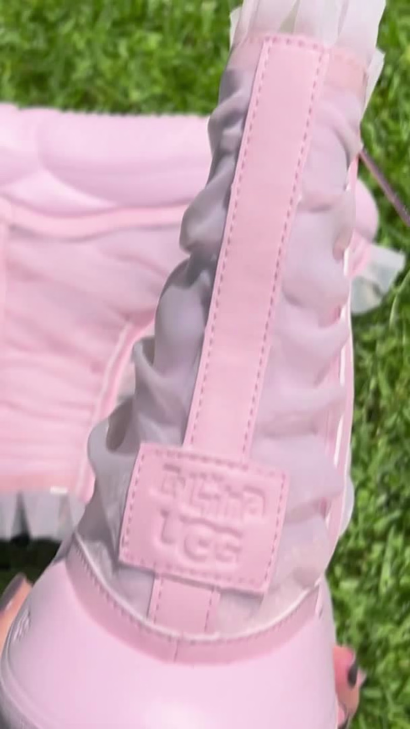 Cover image for UGG (IG)