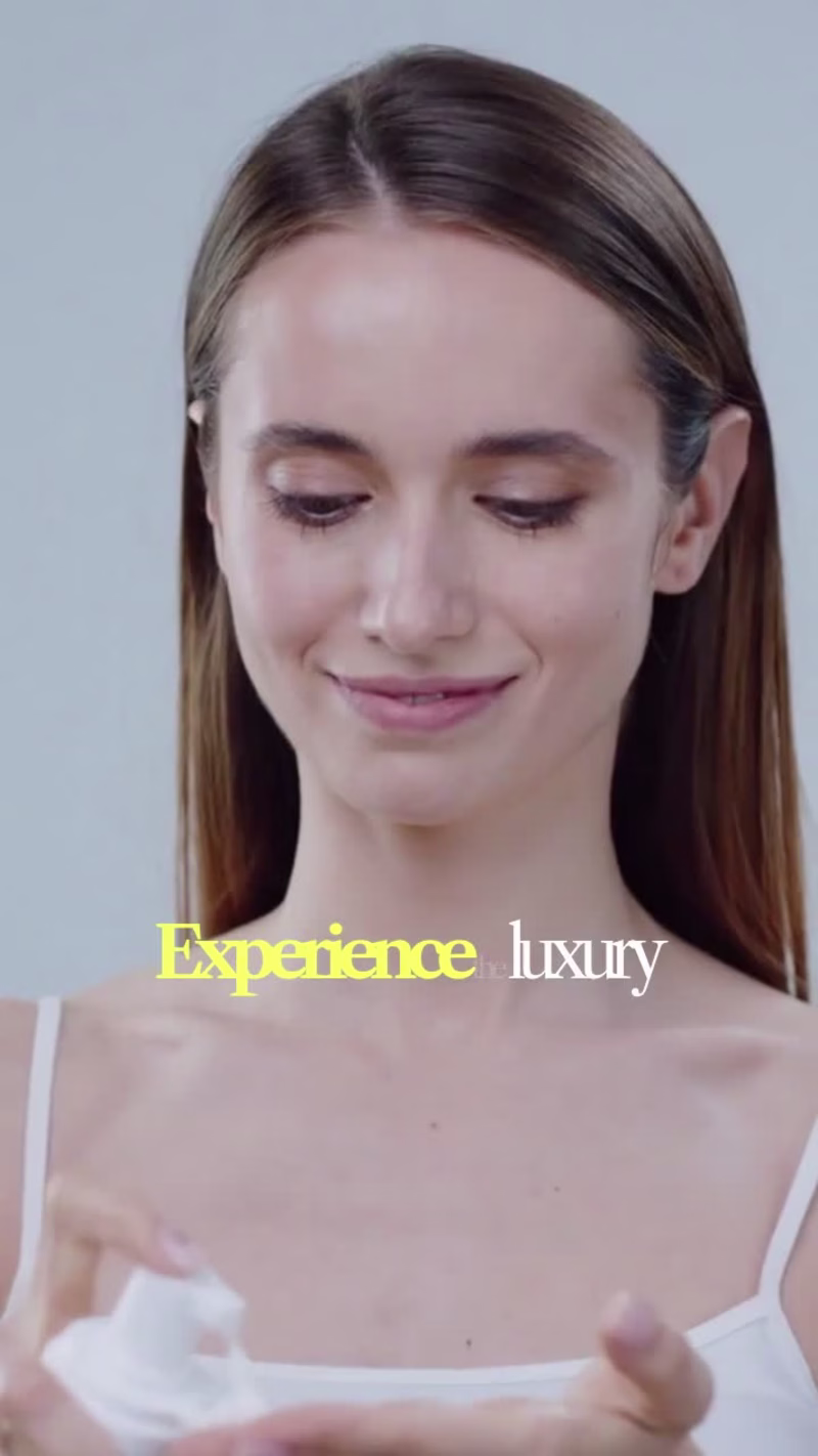 Cover image for Roche Cream Ad