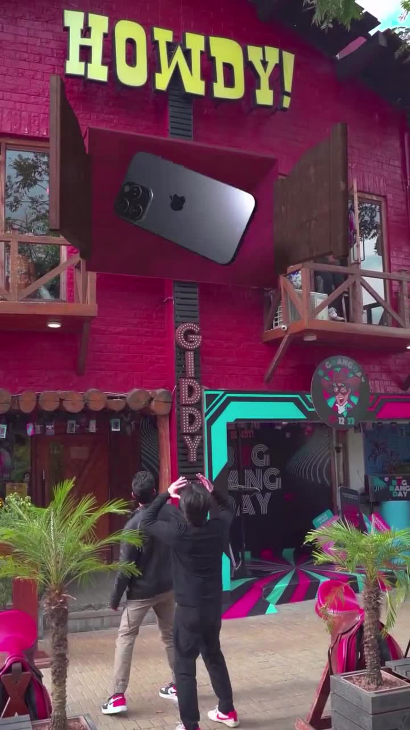 Cover image for Keeping up with the trends with this immersive augmented rea...