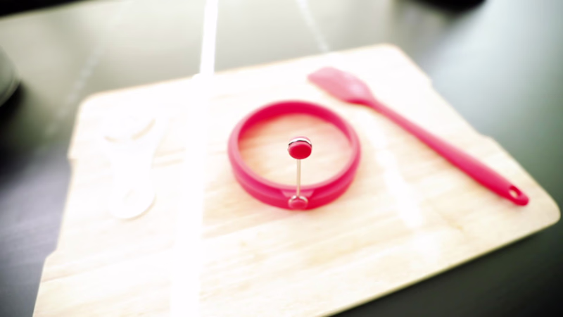 Cover image for Silicone Egg Ring Product Demo: Expert Video Services 2023